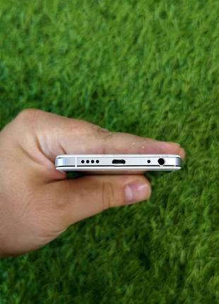 Телефон meizu u10 3/32 white 3