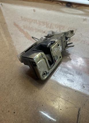 Замок дверей передній правій vw volkswagen t4 91-03, 701837016d замок дверей передній правій vw volkswagen t4 91-03, 701837016d