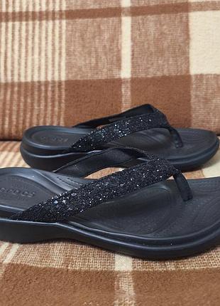 Жіночі тапки шльопанці в'єтнамки крокси crocs