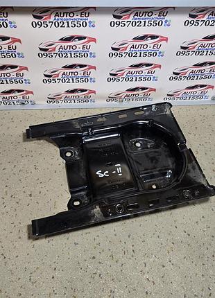 Крепление подлокотника renault scenic 2, рено сценик 2 8200118291