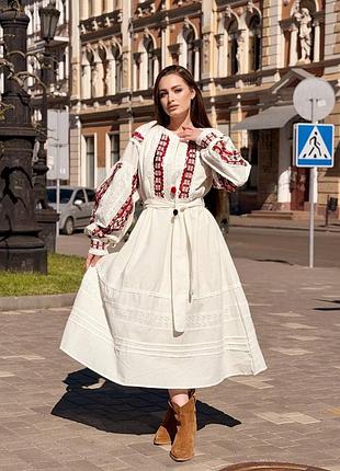 Платя вишиванка
