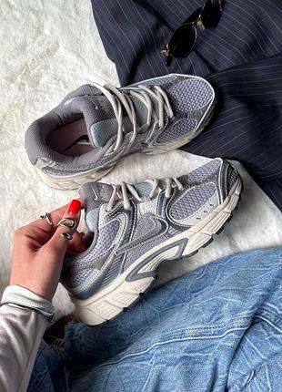 V5 rnr metallic silver/grey
