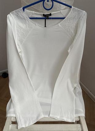 Жіночий лонгслів з мереживом massimo dutti