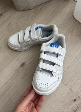 Оригінал кросівки adidas original 31 розмір