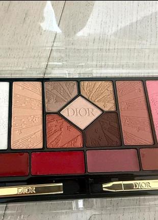 Лимитированная палетка для макияжа christian dior holiday limited-edition couture makeup palette