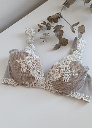 Бюстгальтер intimissimi мереживо 75в/с