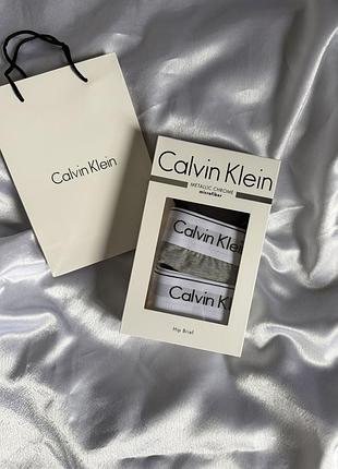 Жіночі стрінги, брендові труси, стрінги calvin klein, труси з написом на резинці, жіночі труси calvin klein з принтом, жіноча білизна calvin klein