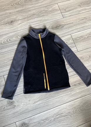 Спортивна утеплена кофта на замку decathlon 9 років