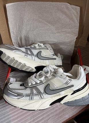 Кросівки nike