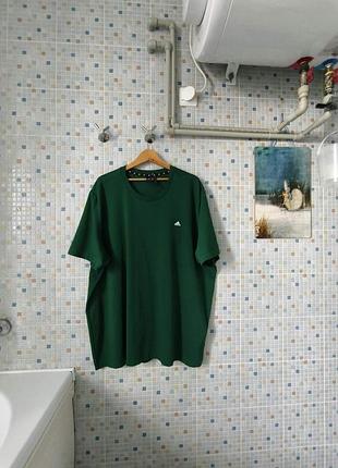 Футболка стан нової, бавовна adidas.