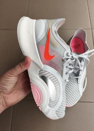 Оригинальные кроссовки nike