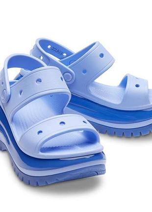 Crocs classic mega crush sandal. оригинал. новые. w8, w9
