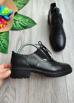 Женские туфли geox peaceful black из натуральной кожи на массивной подошве с дышащей подошвой размер 36,5