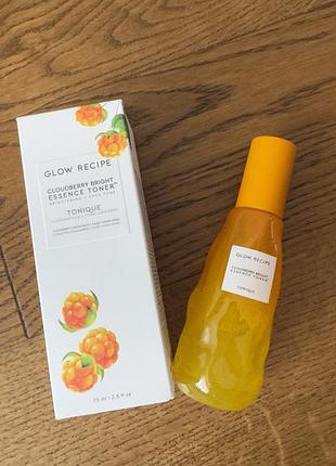 Освітлювальний тонер для обличчя glow recipe cloudberry bright essence toner (75 мл)