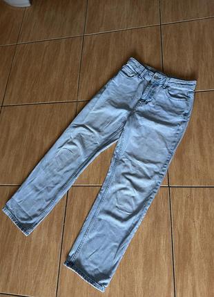 Бдакитні джинси zara пряму, труби