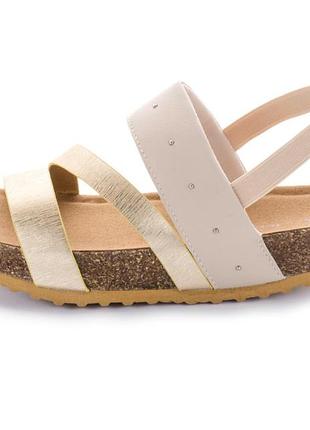 Бежевые сандалии walkmaxx trend cork  на пробковой подошве