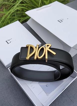 Шкіряний жіночий ремінь в стилі christian dior