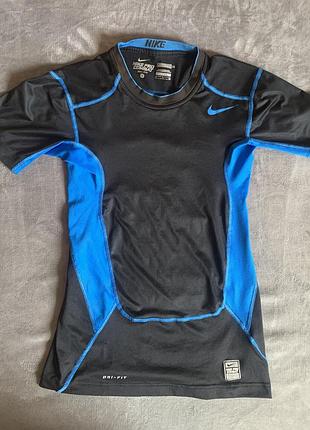 Компресійна футболка nike pro combat dri-fit