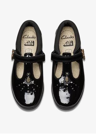 Туфельки для девочки clarks 27.5