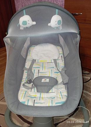 Укачивающий центр-шезлонг mastela deluxe multi (модель 8104/8105) в сером цвете с функцией автоматического укачивания и москитной сеткой 3