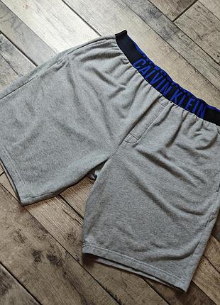 Чоловічі сірі шорти calvin klein розмір xl