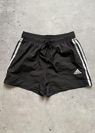 Спортивні шорти adidas