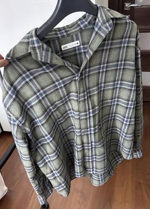 Картата сорочка zara