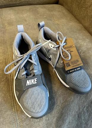 Бейсбольні кросівки nike для тренувань, 39 р