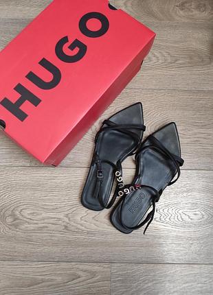 Босоніжки hugo boss