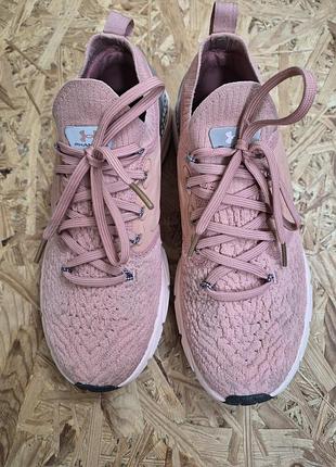 Продам кросівки фірми under armour