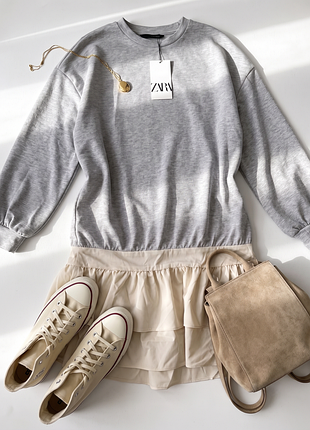 Коротка контрастна сукня з воланами від zara