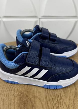 Нові оригінальні дитячі кросівки adidas