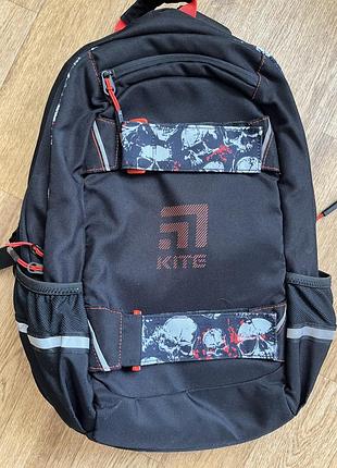 Рюкзак kite education для хлопчиків 625 г 45х32.5х15 см 21 л чорний (к20-1008l-1) 16 відгуків код :
