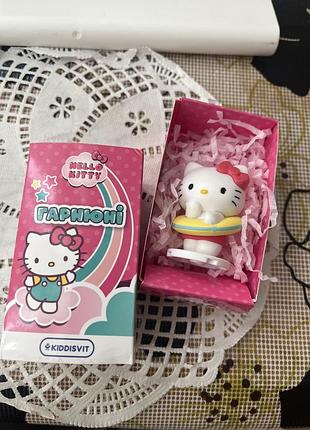 Колекційна фігурка-сюрприз #sbabam you you гарнюні hello kitty