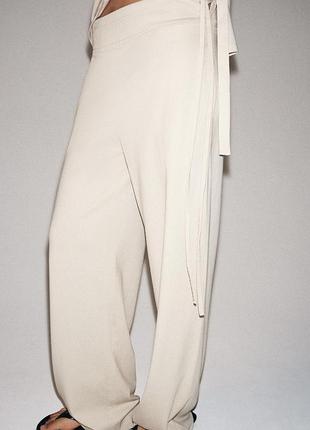 Прямые брюки со шнурками от zara