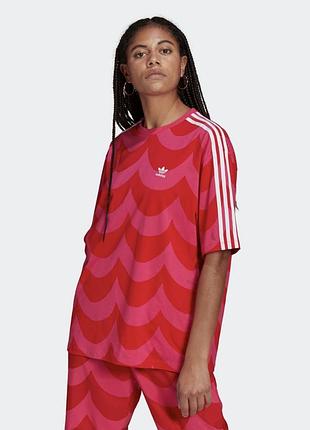 Яскрава футболка adidas x marimekko