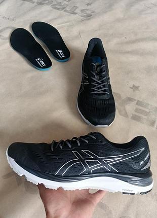 Оригінальні чоловічі бігові кросівки asics gel cumulus 20