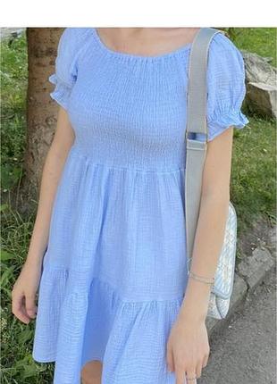 Сукня з воланом з мусліну