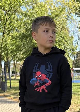 Спортивний костюм на хлопчика спайдер