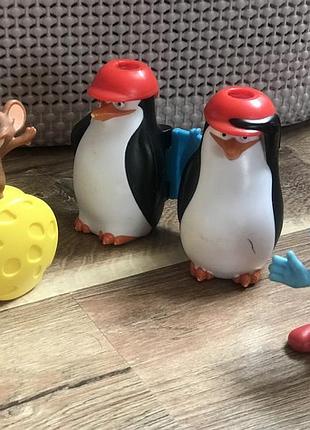 Лот іграшок mcdonald’s смурфік пінгвін джері іграшкові фігурки