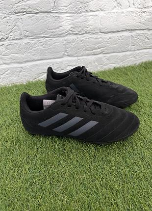 Дитячі футбольні бутси adidas 21,5 см  розмір 35 1/2