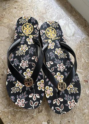 Tory burch шльопанці