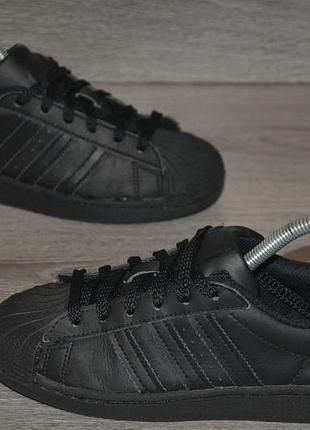 Розмір 35 довжина устілки 22.5 см. стан на фото. фірма adidas. ціна 750 грн