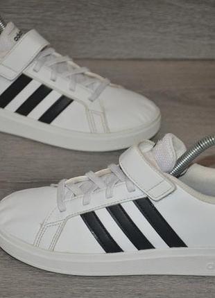 Розмір 34 довжина устілки 22 см. стан на фото. фірма adidas. ціна 750 грн