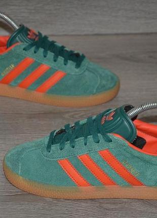 Розмір 35.5 довжина устілки 22.5 см. стан на фото. фірма adidas. ціна 950 грн