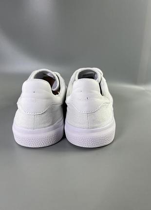 Кросівки adidas 5