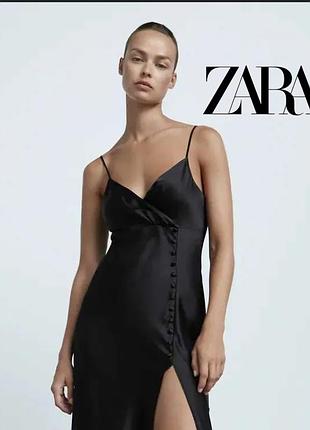 Стильное атласное платье в бельевом стиле zara