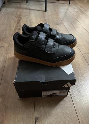 Кросівки кеди adidas 38