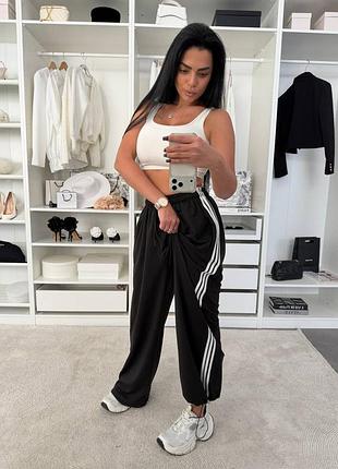 Спортивні штани adidas
