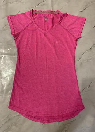 Nike dri-fit жіноча спортивна футболка, розмір m